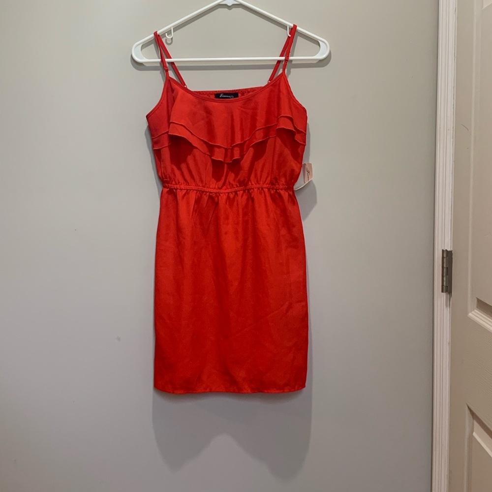 ⭐️ 5 for 25 ⭐️Women’s short length dress